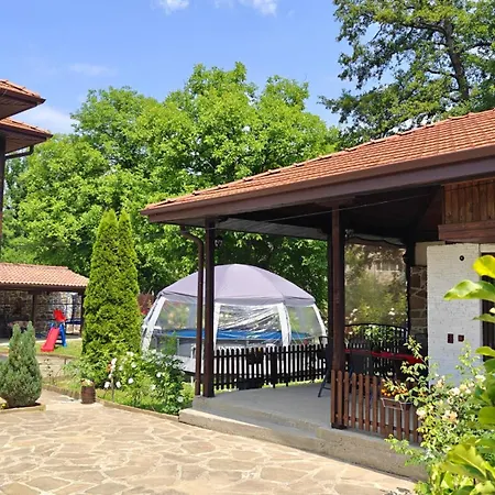 тепавица - Pool & Coworking *