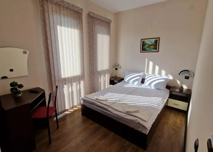 тепавица - Pool & Coworking Triawna