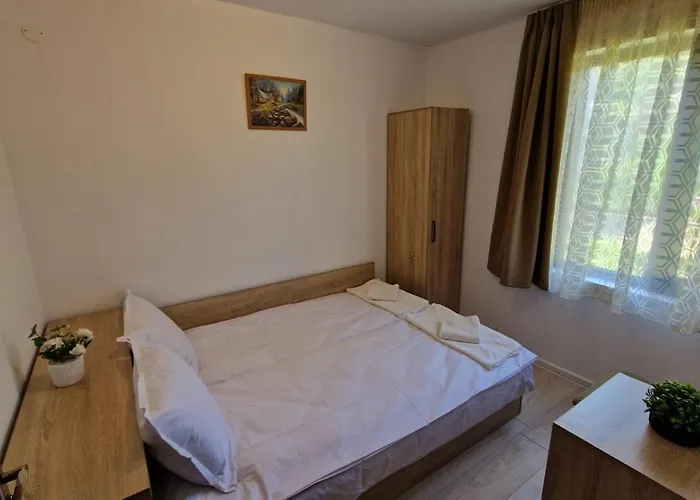 тепавица - Pool & Coworking *